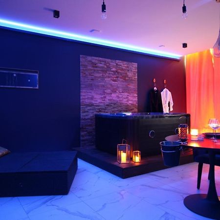 Suite Blue Jacuzzi Le Breuil  Exterior foto